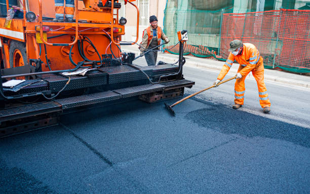 Best Asphalt Driveway Installation  in Valinda, CA